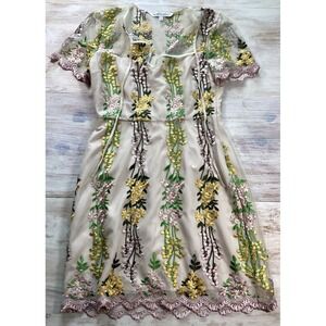 Cupcakes‎ And Cashmere Gram Lace And Embroidered Floral Dress Women's Size 6